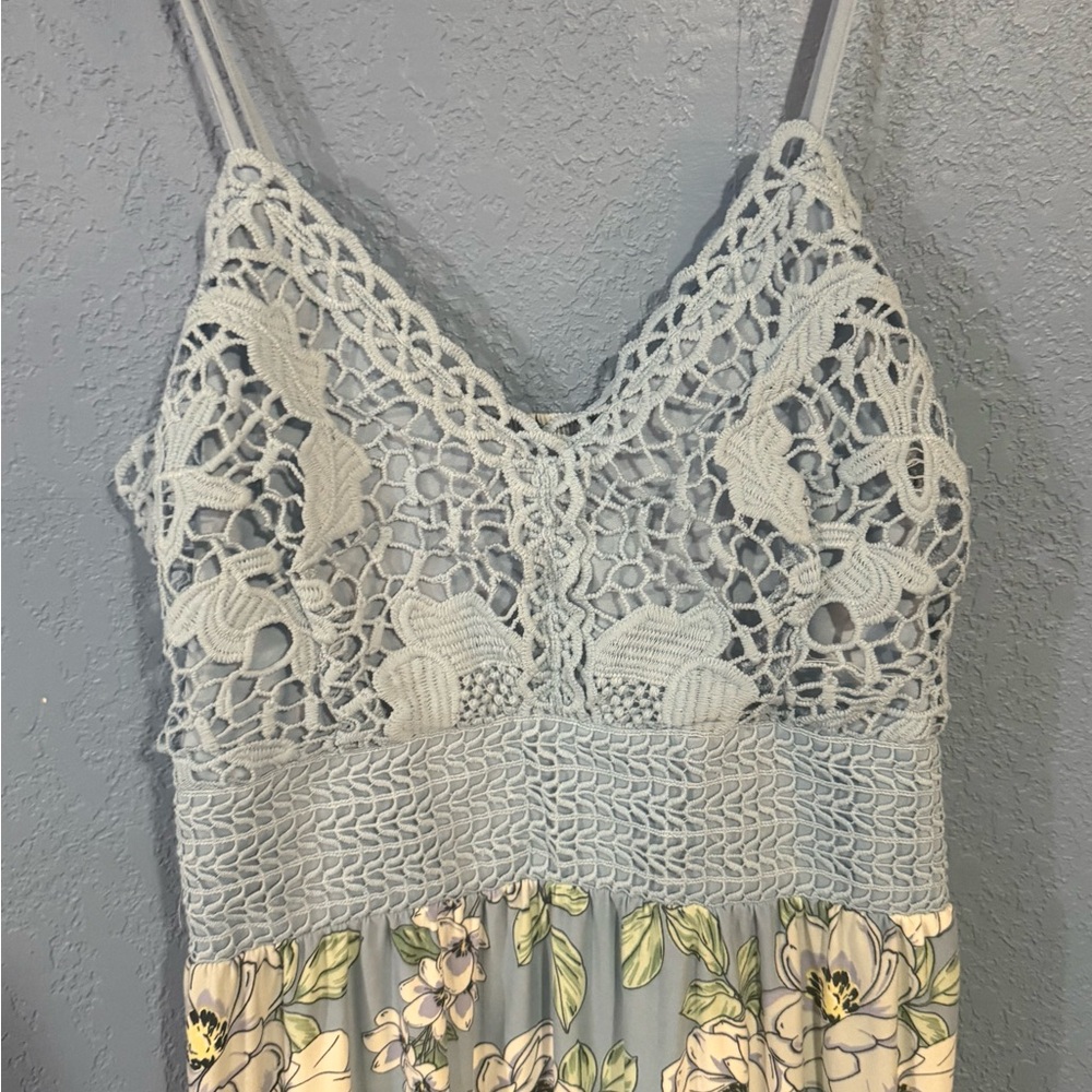 No Boundaries Gray/Blue  Floral Dress-EUC - Picture 2 of 4